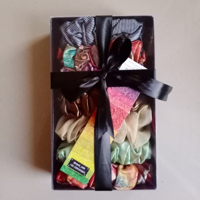 Gift Box of 6 XL Scrunchies